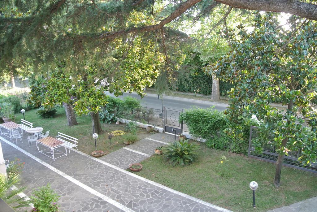 Villa Nicodemo Πέστουμ Δωμάτιο φωτογραφία